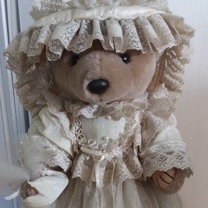 Bearly People Collectible "Swan Song" Bear & Stand